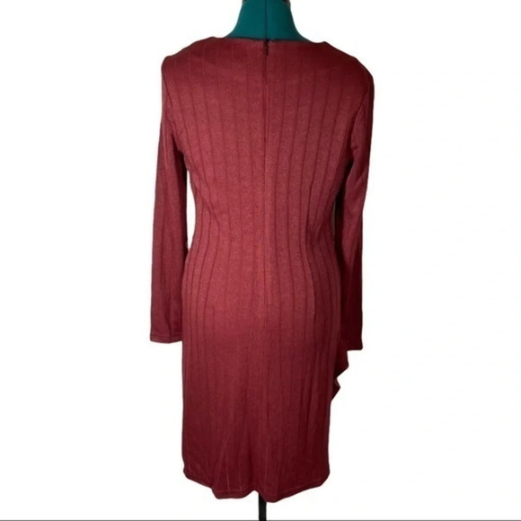 Sam Eldeman Long Sleeve Sheath Shimmering Dress size 6 - Picture 9 of 13